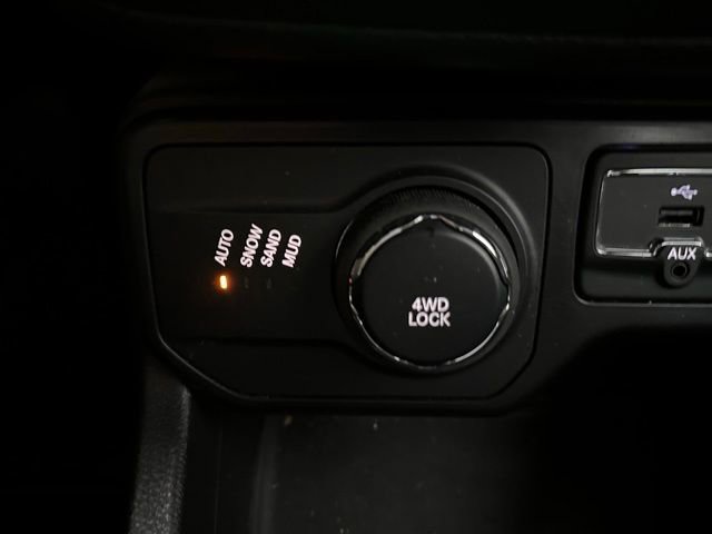 Used 2021 Jeep Renegade Sport image 10