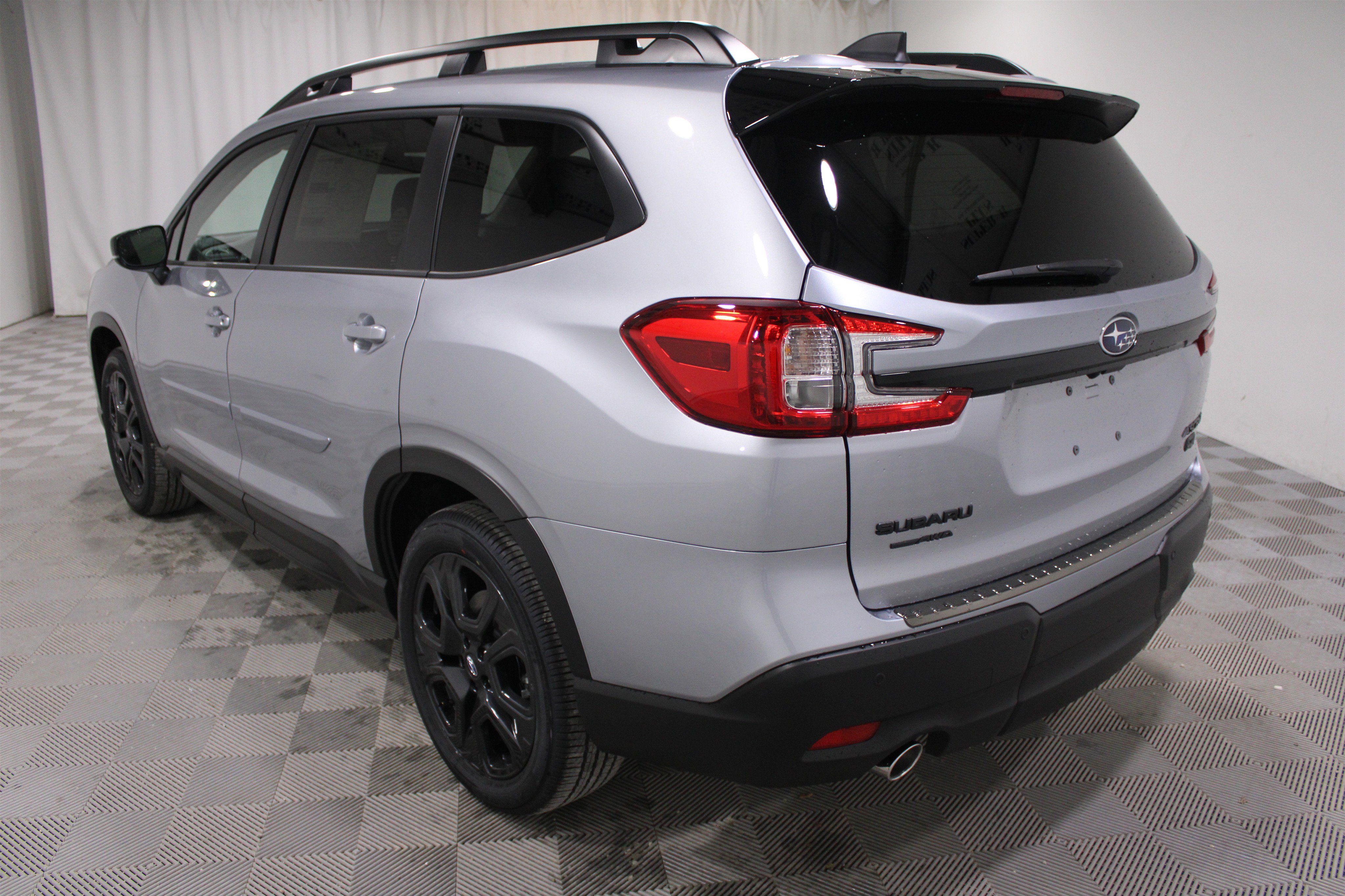 New 2025 Subaru Ascent Onyx Edition image 30