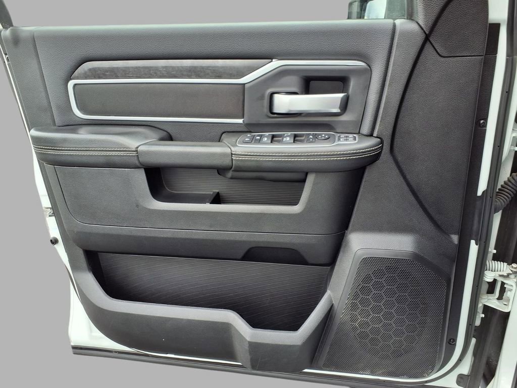 Used 2024 RAM 2500 Big Horn w/ Bed Utility Group image 20