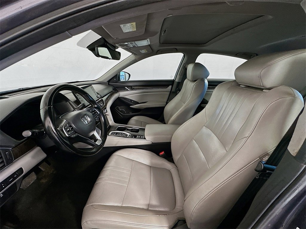 Used 2019 Honda Accord Touring image 21