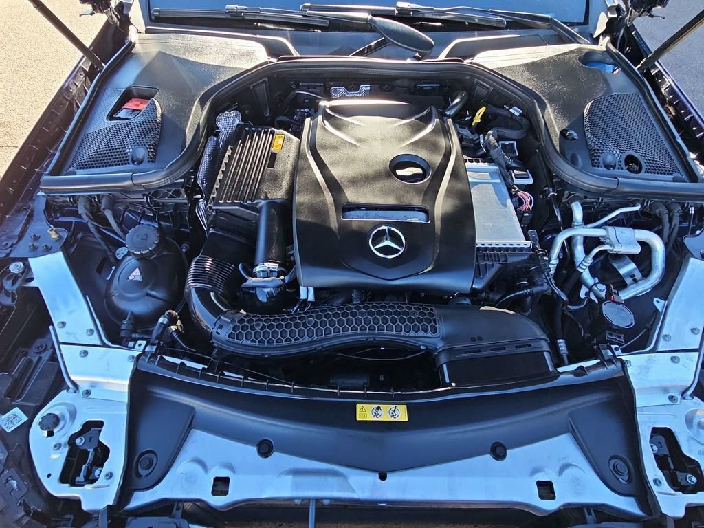 Used 2018 Mercedes-Benz E 300 4MATIC image 23