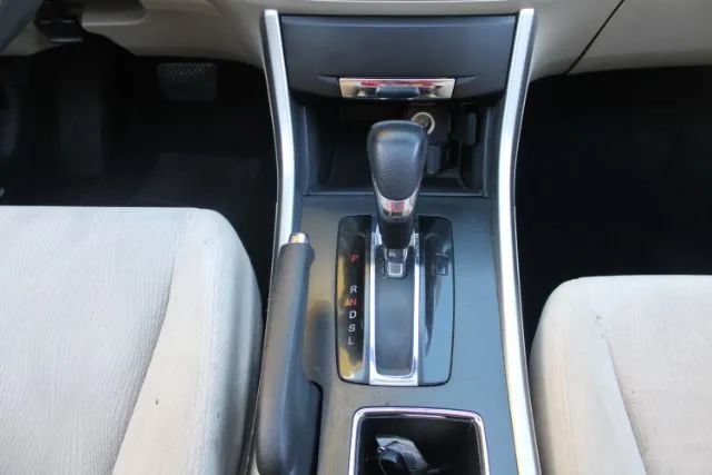 Used 2015 Honda Accord EX image 13