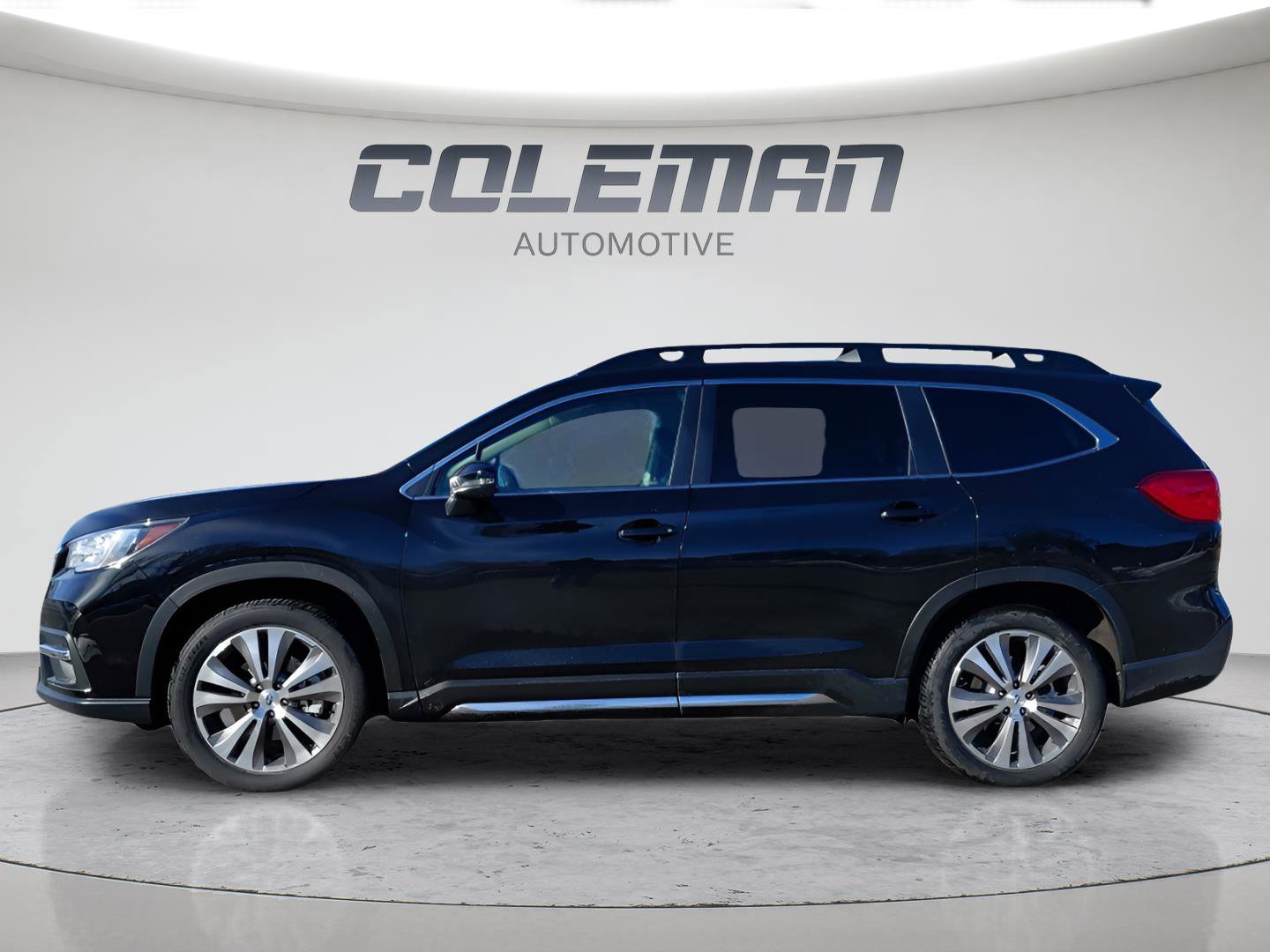 Used 2022 Subaru Ascent Limited image 2