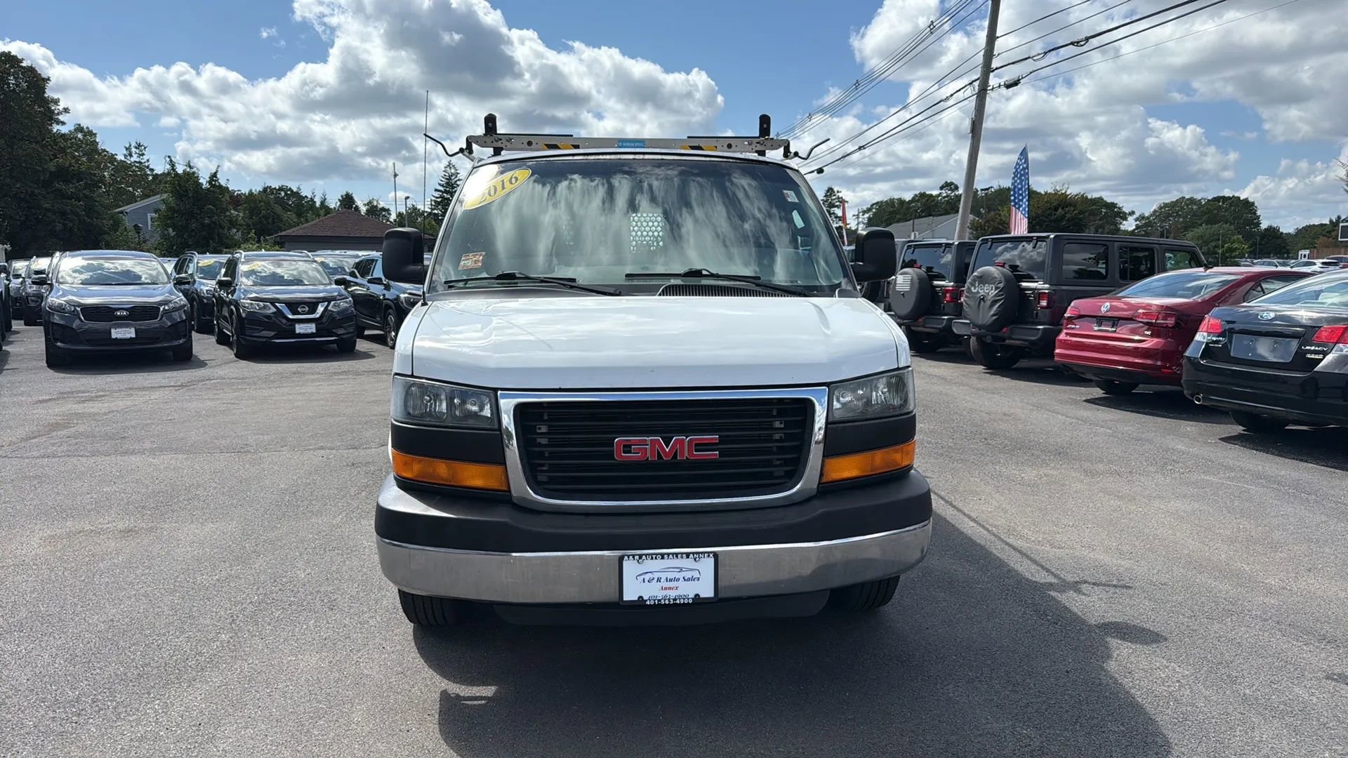 Used 2016 GMC Savana 2500 image 2