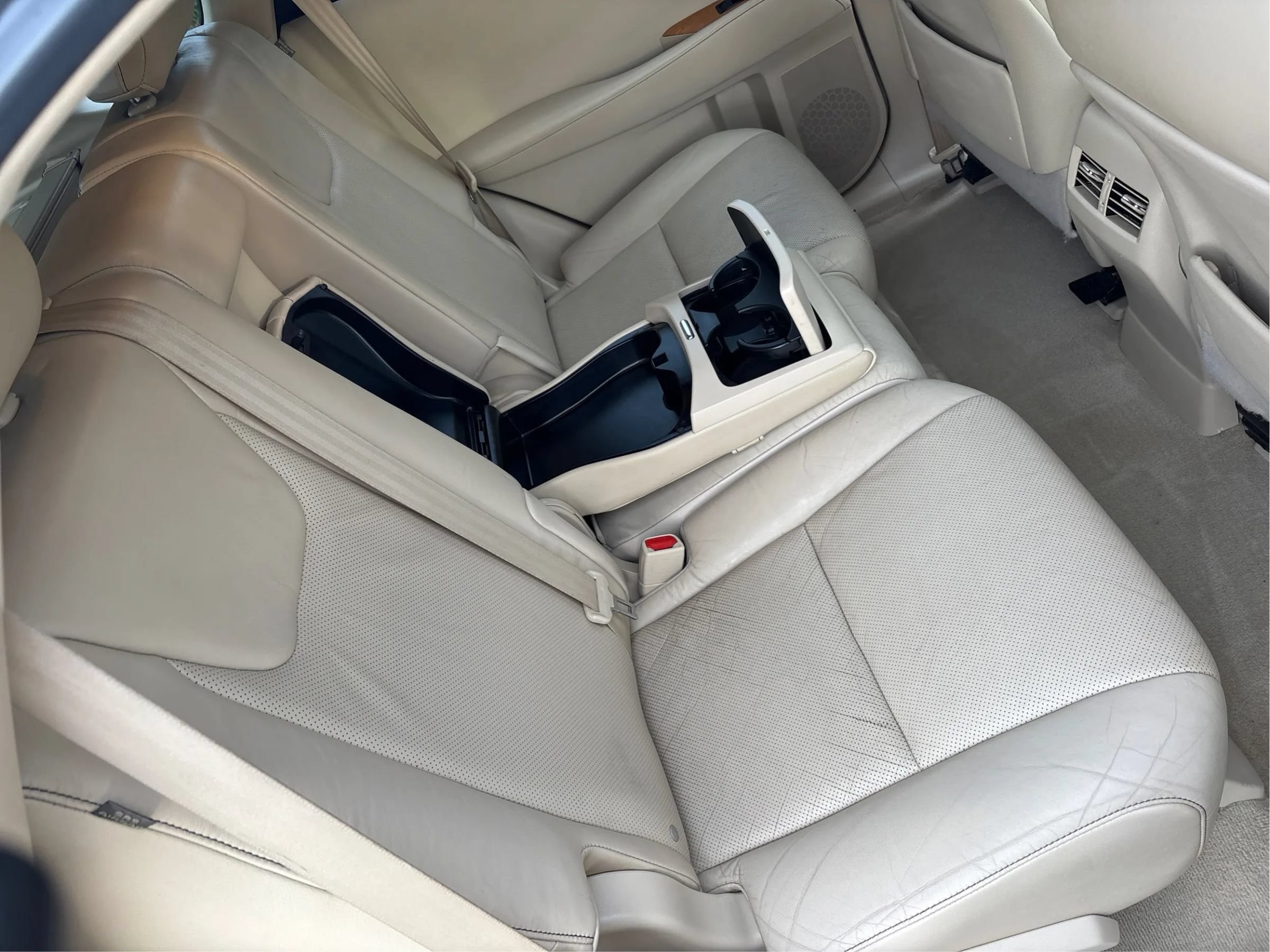 Used 2015 Lexus RX 450h FWD image 18
