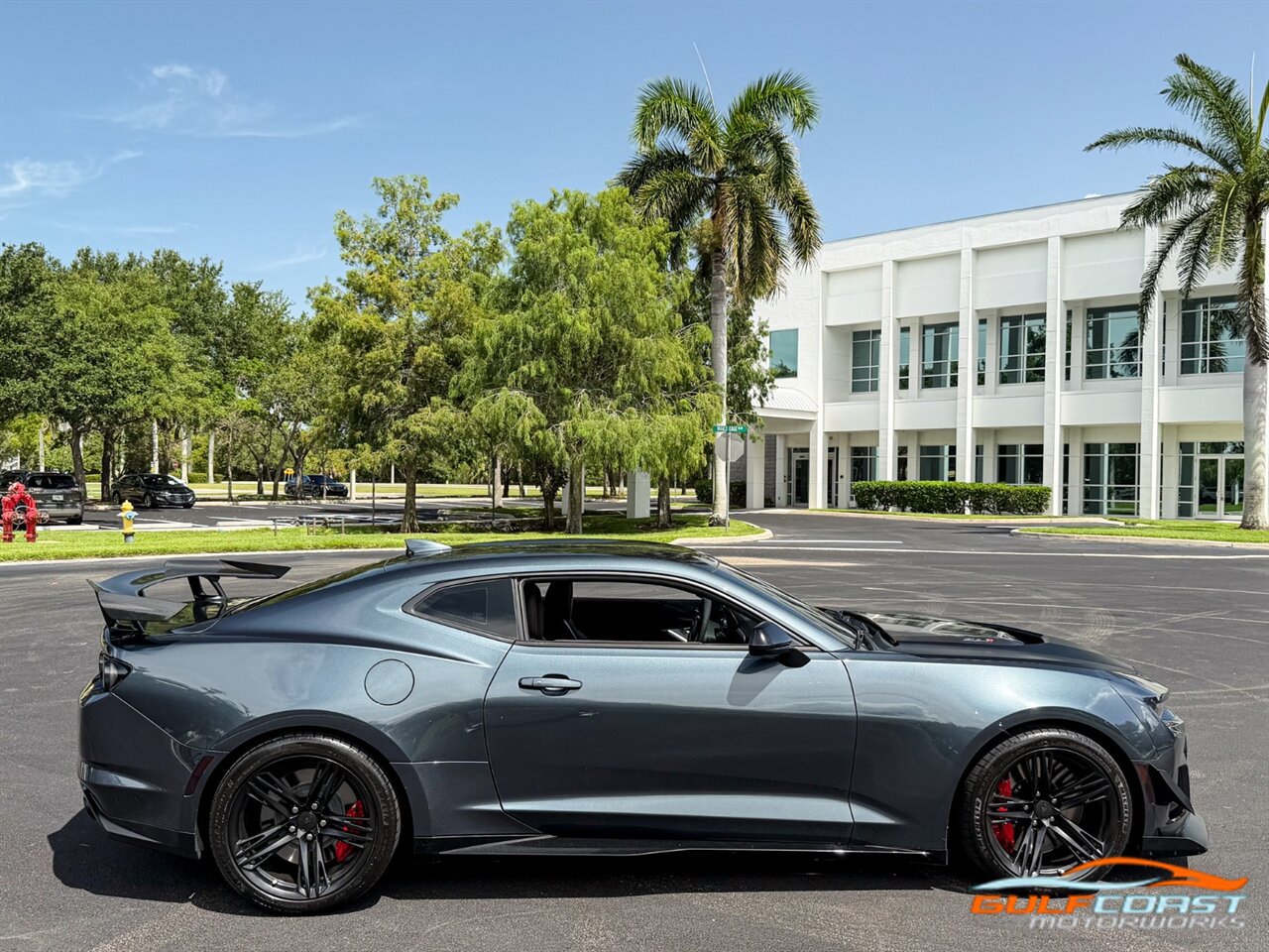 Used 2019 Chevrolet Camaro ZL1 RWD image 59