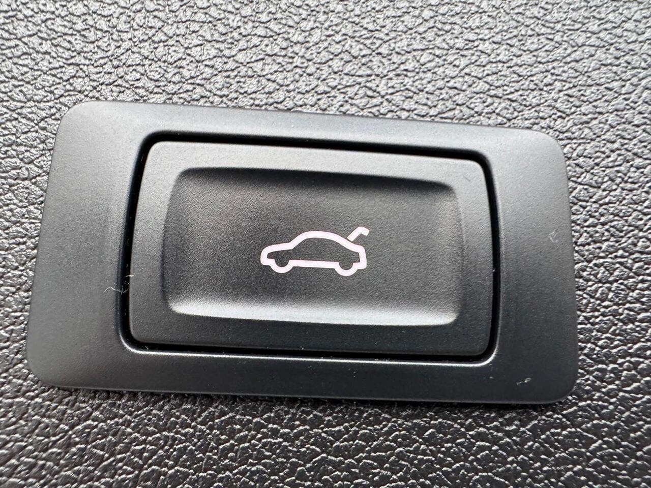 Used 2013 Audi Q5 2.0T Premium Plus image 13