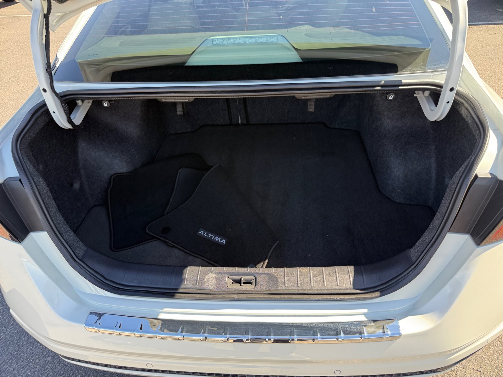 Used 2022 Nissan Altima 2.5 SV FWD image 27