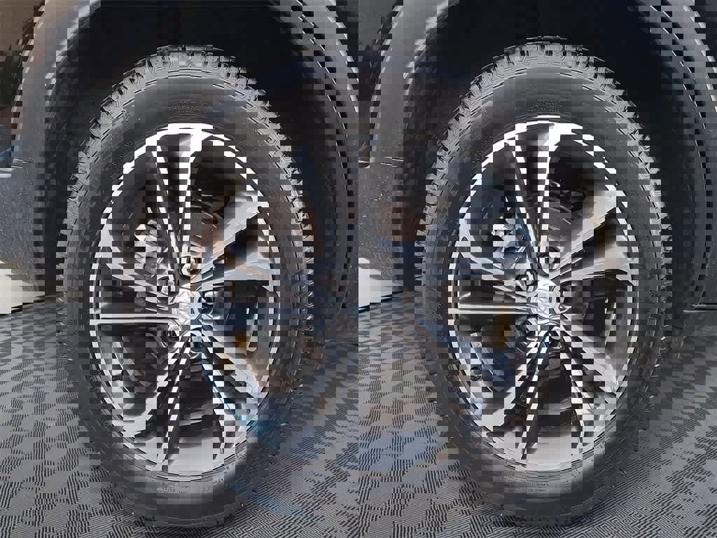 Used 2021 Buick Encore GX Select image 6