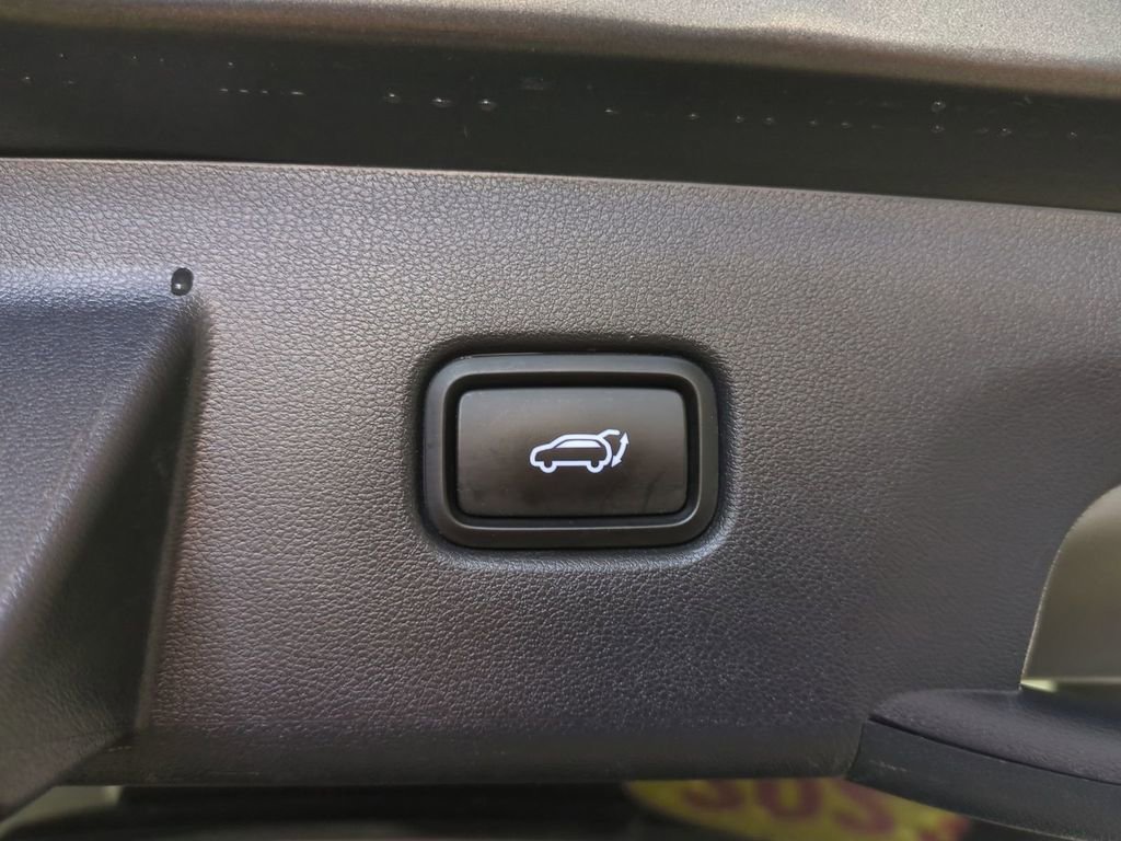 Used 2023 Hyundai Tucson Blue image 15