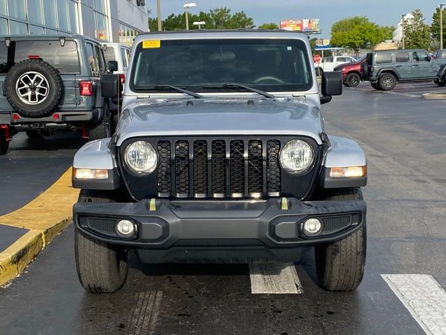 Used 2022 Jeep Gladiator Sport AWD/4WD image 3