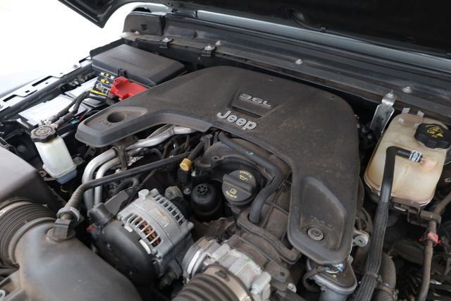 Used 2020 Jeep Gladiator Rubicon image 8