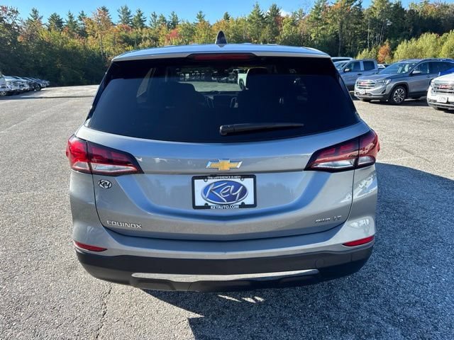 Used 2024 Chevrolet Equinox LT AWD/4WD image 4