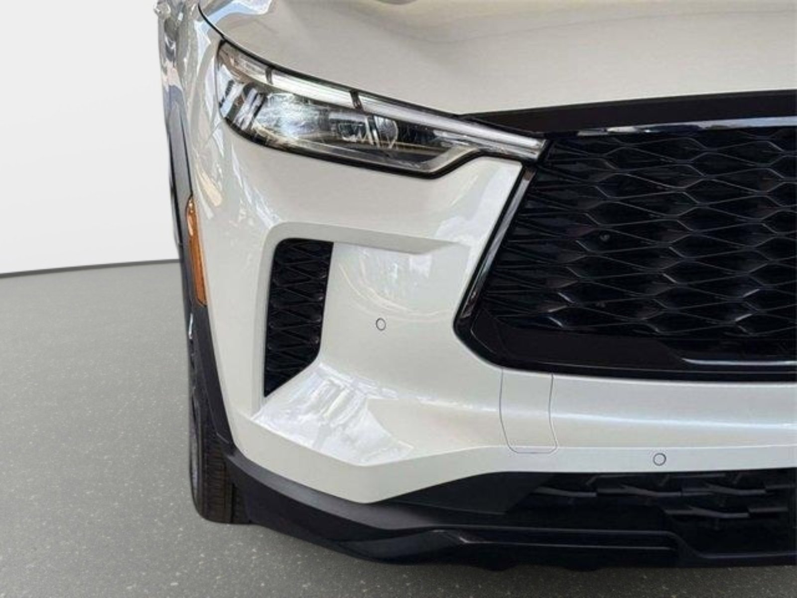 Used 2025 INFINITI QX60 Luxe image 13