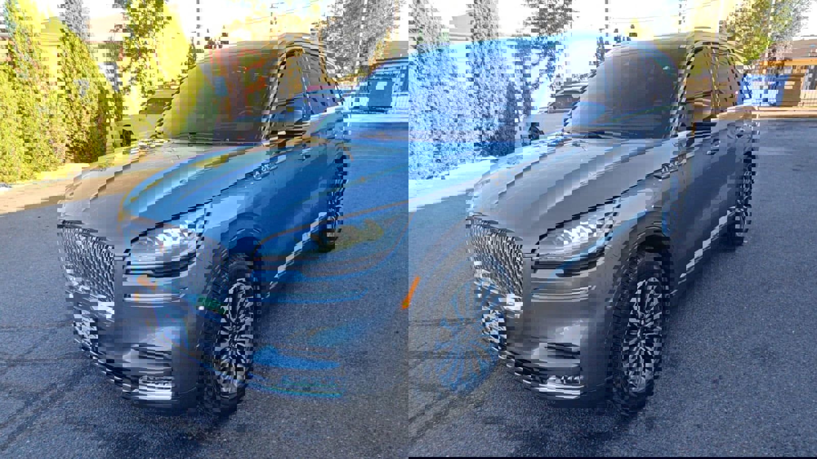 Used 2021 Lincoln Aviator Reserve w/ Equipment Group 201A image 3