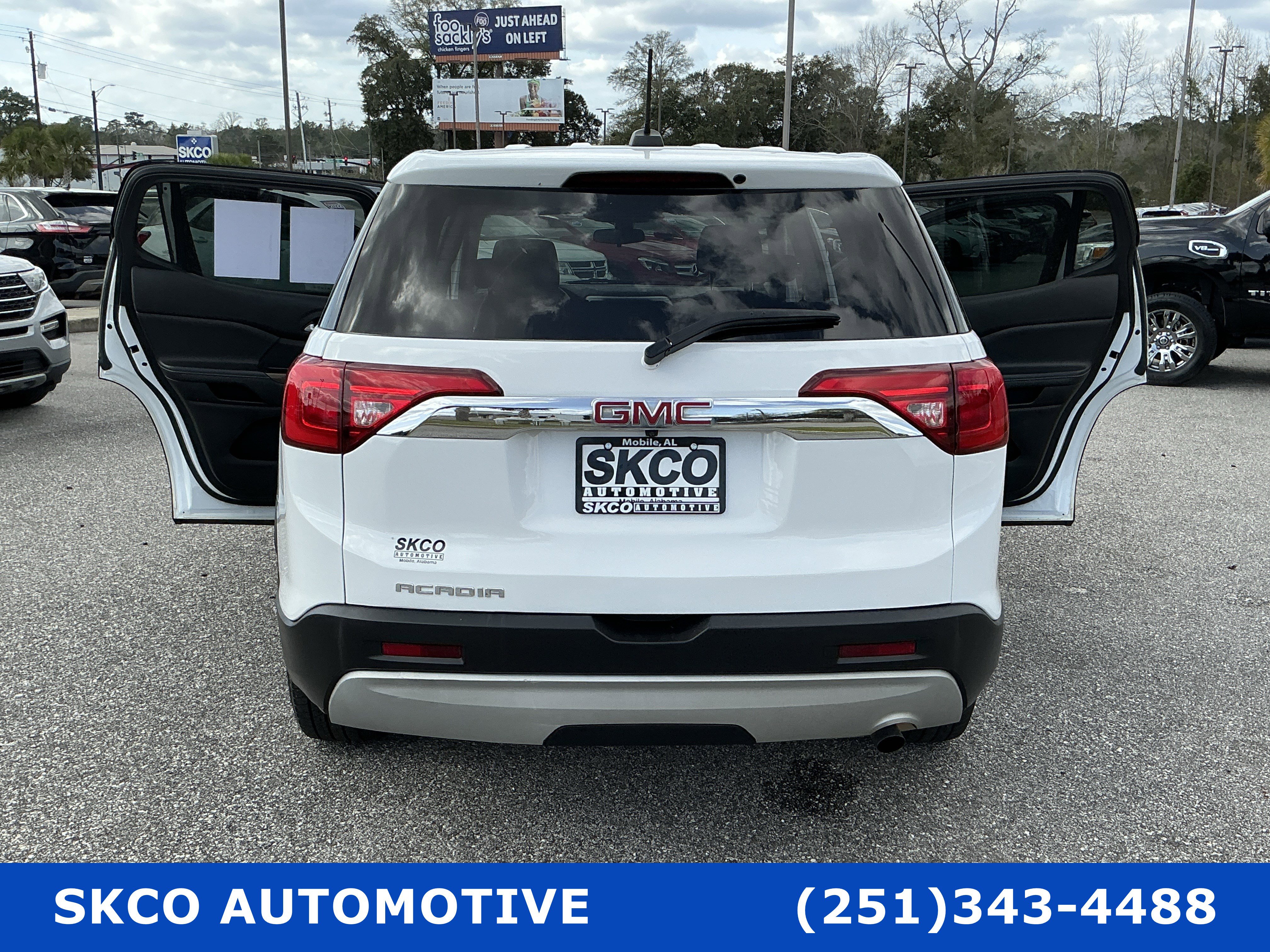 Used 2019 GMC Acadia SLE image 33
