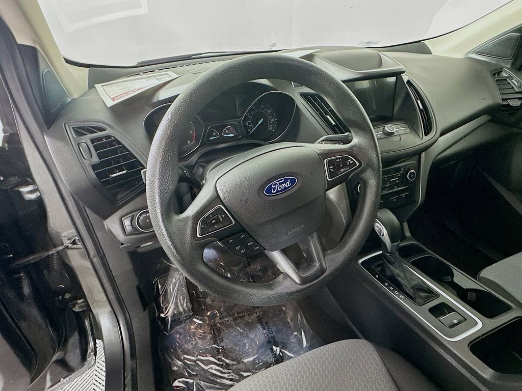 Used 2019 Ford Escape SE FWD image 16