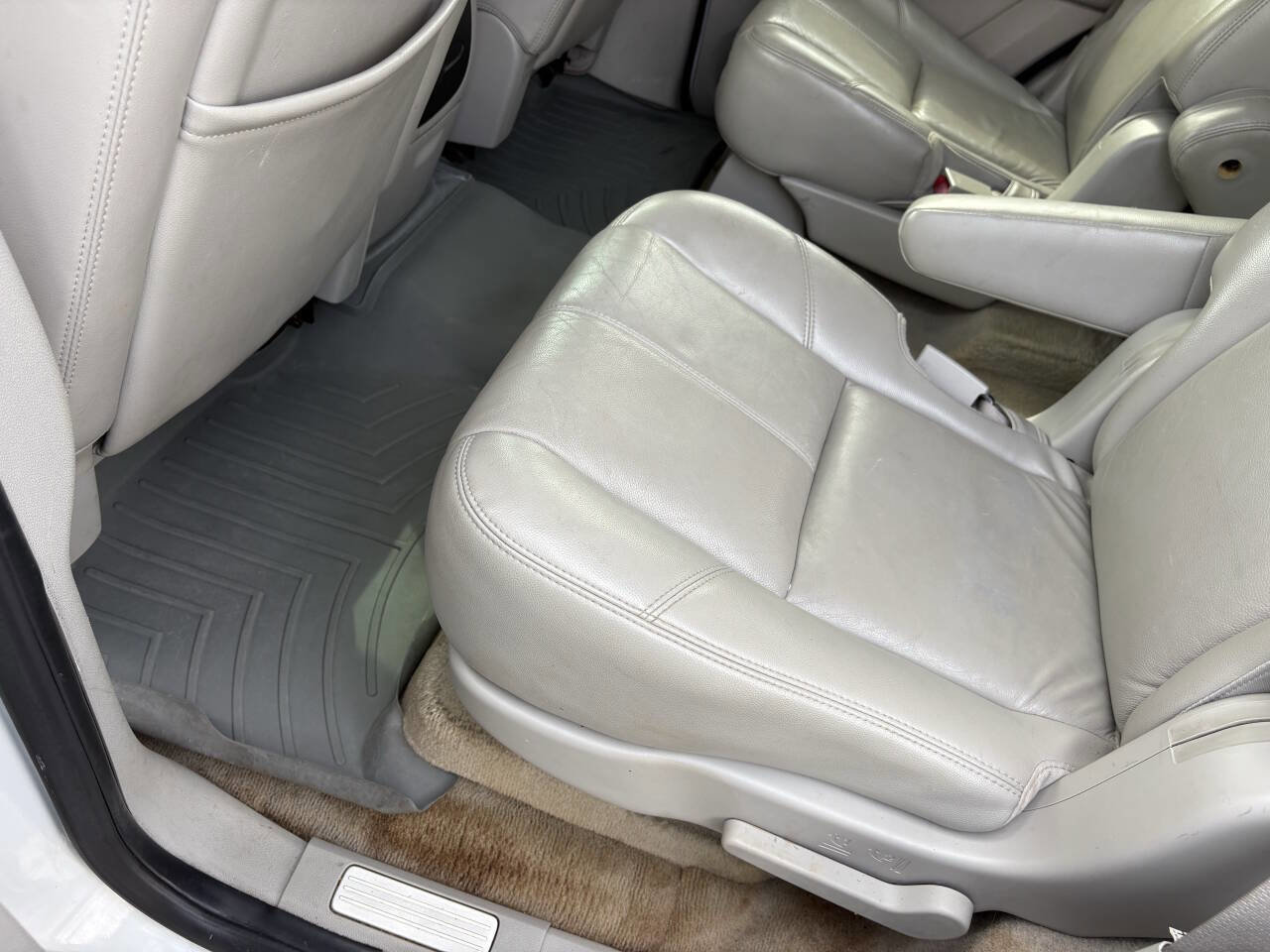 Used 2007 Chevrolet Tahoe LTZ w/ LTZ Preferred Equipment Group RWD image 25