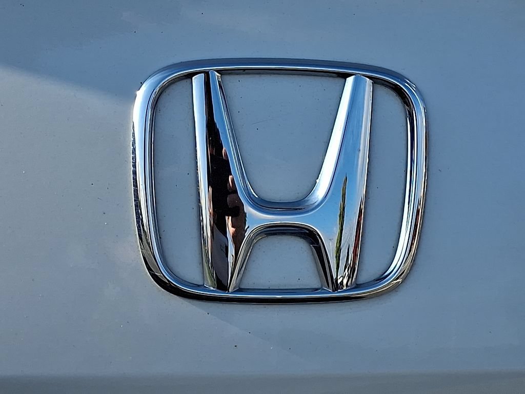 Used 2022 Honda Civic LX image 9