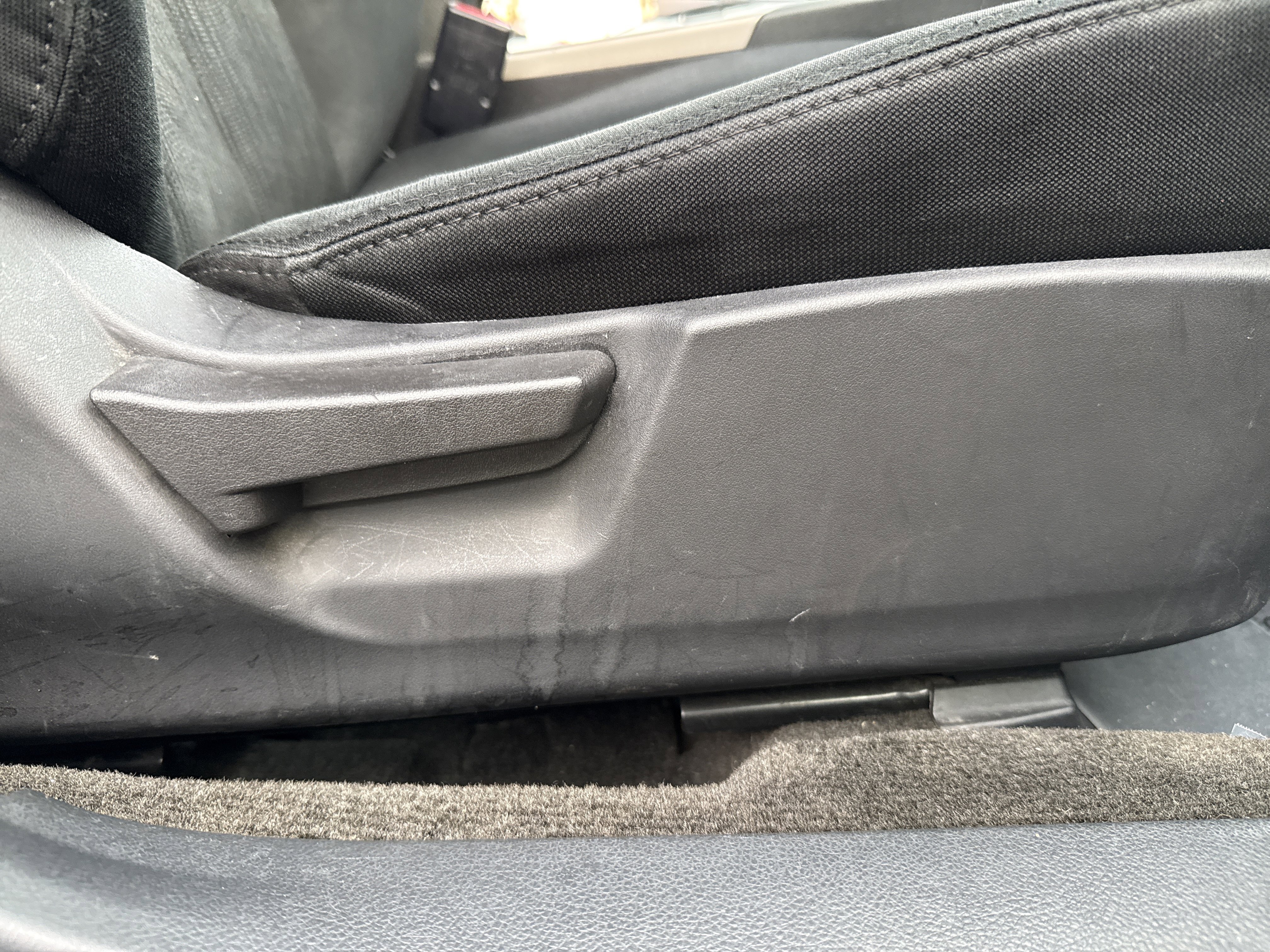 Used 2013 Subaru Legacy 2.5i Premium image 27