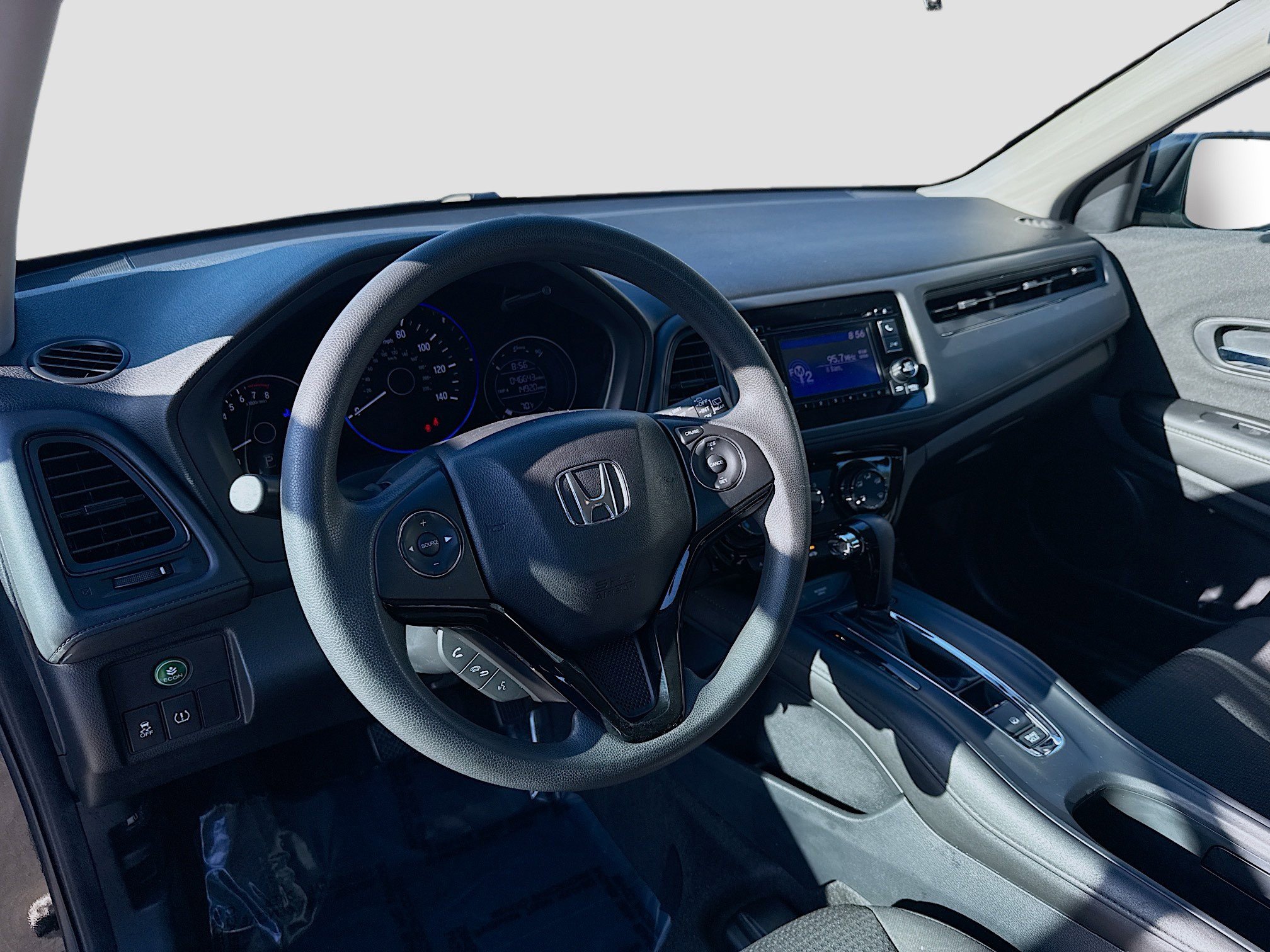 Certified 2022 Honda HR-V LX image 9