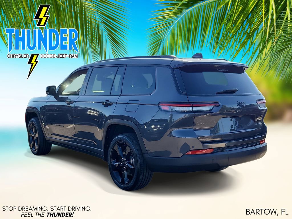 Used 2024 Jeep Grand Cherokee L Laredo RWD image 3