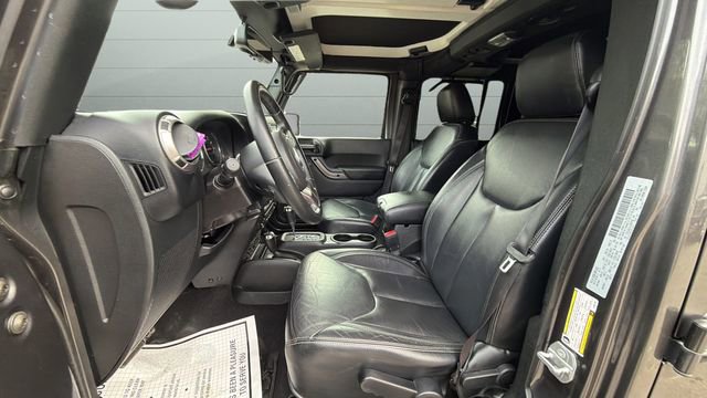 Used 2018 Jeep Wrangler Unlimited Altitude image 9