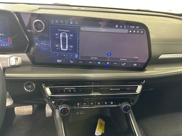 Used 2024 Chevrolet Traverse LS image 21