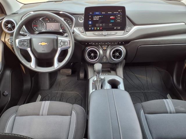 Used 2023 Chevrolet Blazer LT w/ Convenience Package image 12