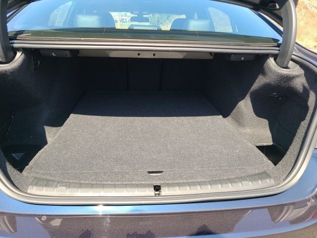 Used 2018 BMW M550i xDrive image 9