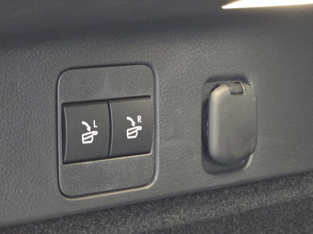 Used 2025 Lexus RX 350 Premium image 19