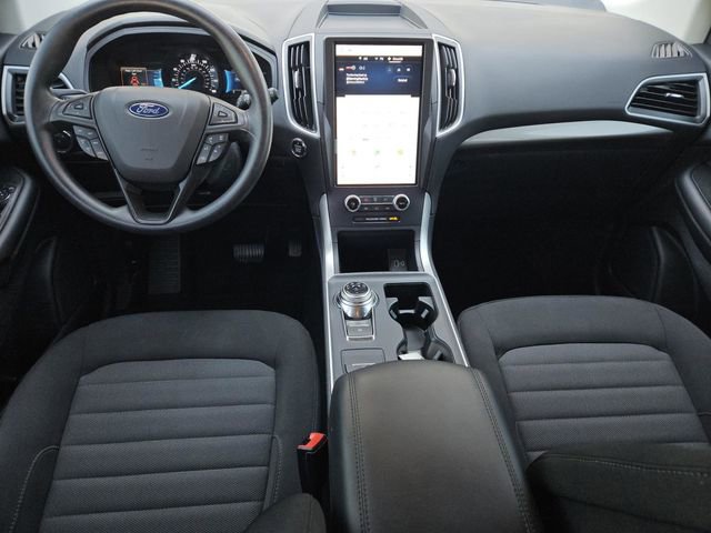 Used 2024 Ford Edge SE w/ Black Appearance Package AWD/4WD image 6