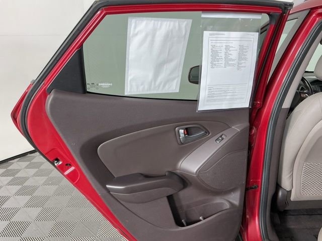 Used 2015 Hyundai Tucson SE FWD image 23