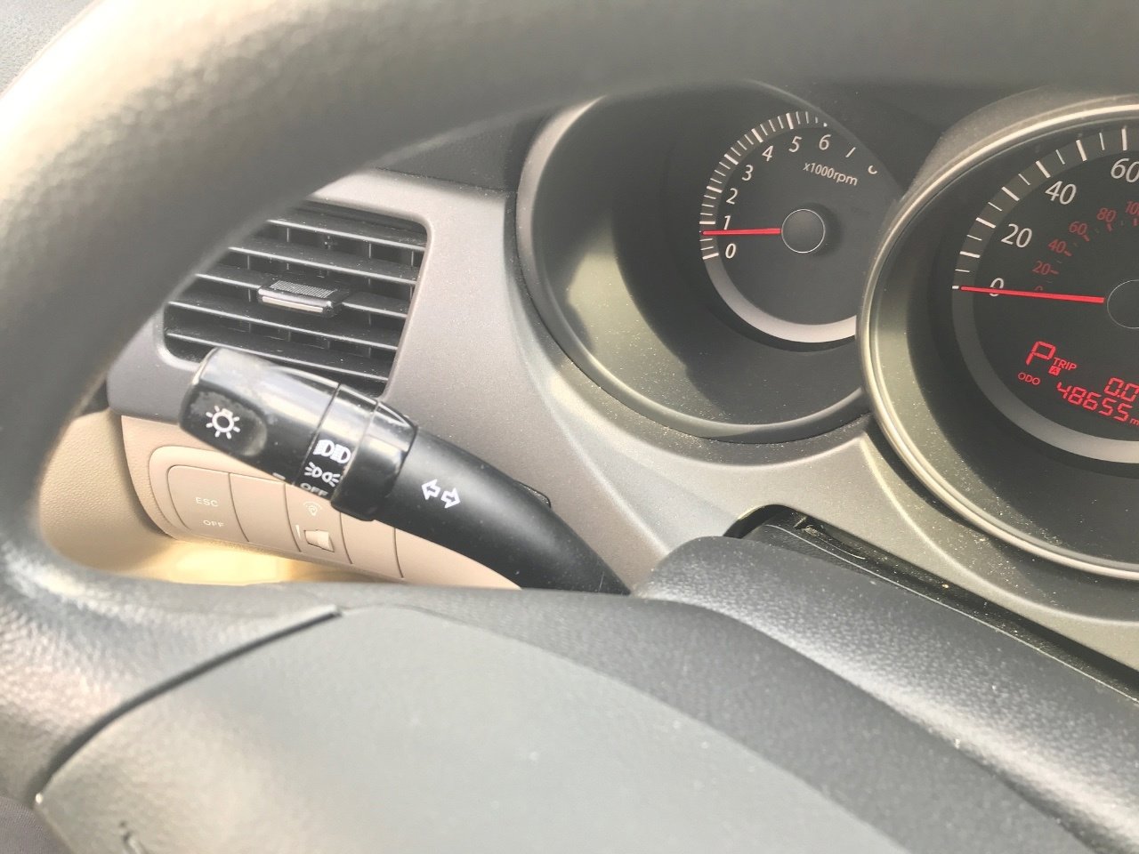 Used 2010 Kia Optima LX image 14