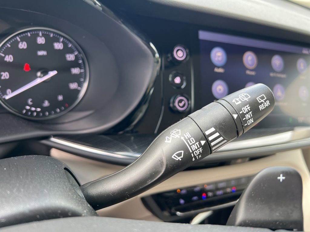 Used 2022 Buick Envision Essence w/ Safety Package image 14