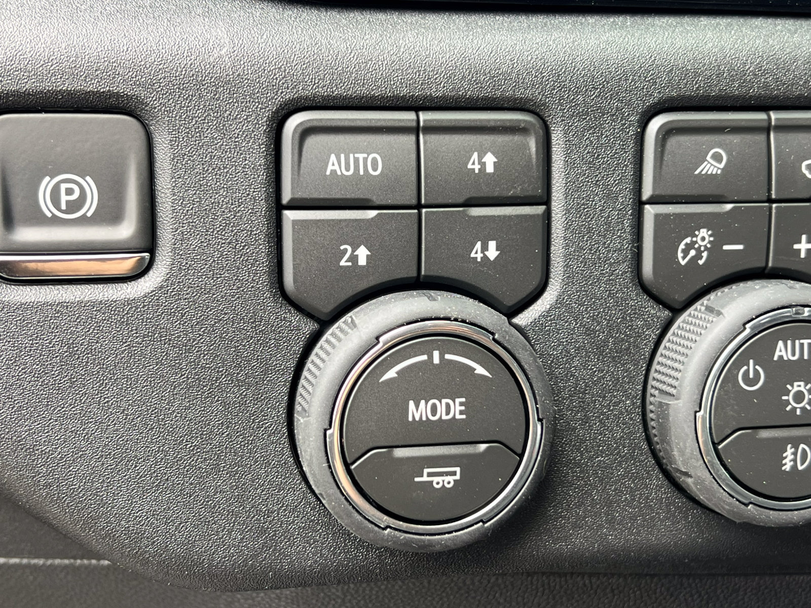 New 2026 Chevrolet Silverado 1500 RST w/ RST All Star Premium Package AWD/4WD image 22
