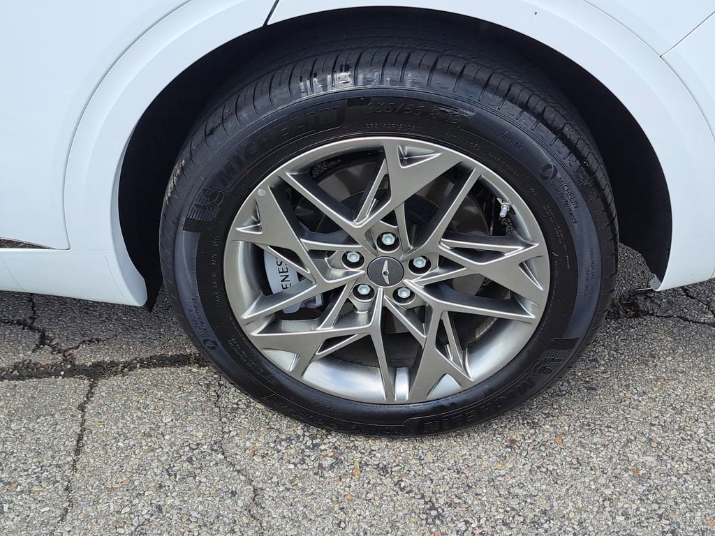 Used 2025 Genesis GV70 2.5T image 10