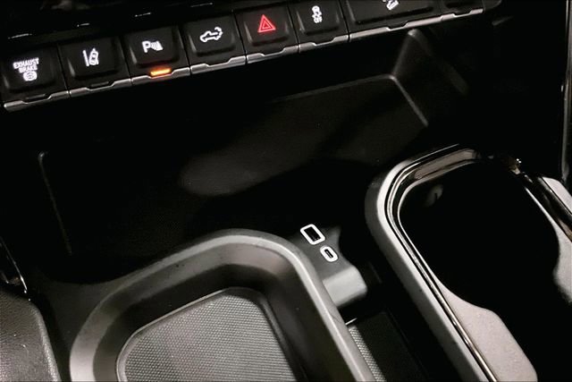 Used 2024 GMC Sierra 2500 AT4 w/ Technology Package image 25