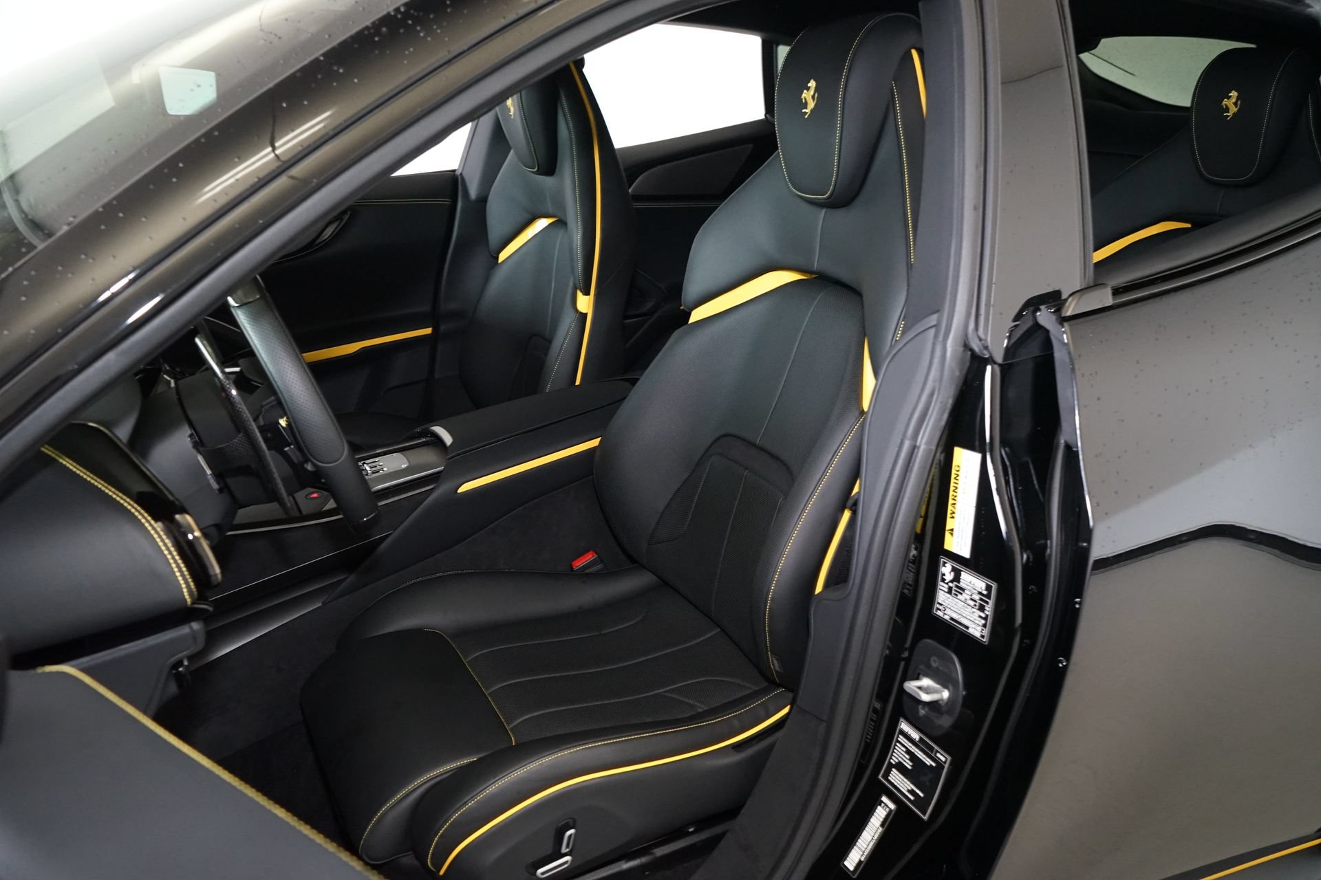 Used 2025 Ferrari Purosangue AWD/4WD image 9