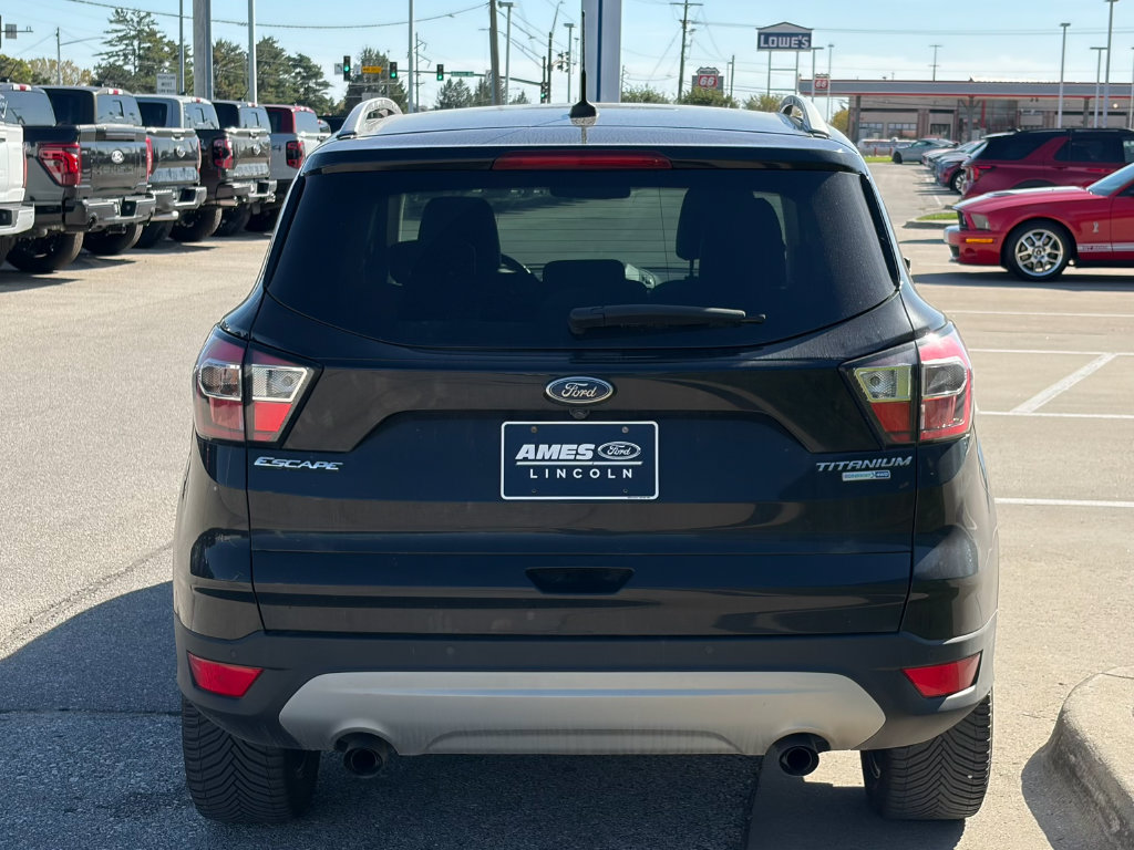 Used 2017 Ford Escape Titanium AWD/4WD image 5