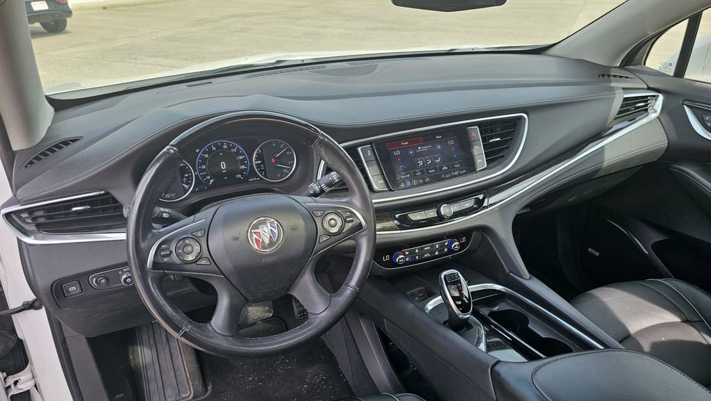 Used 2020 Buick Enclave Avenir w/ Avenir Technology Package image 11