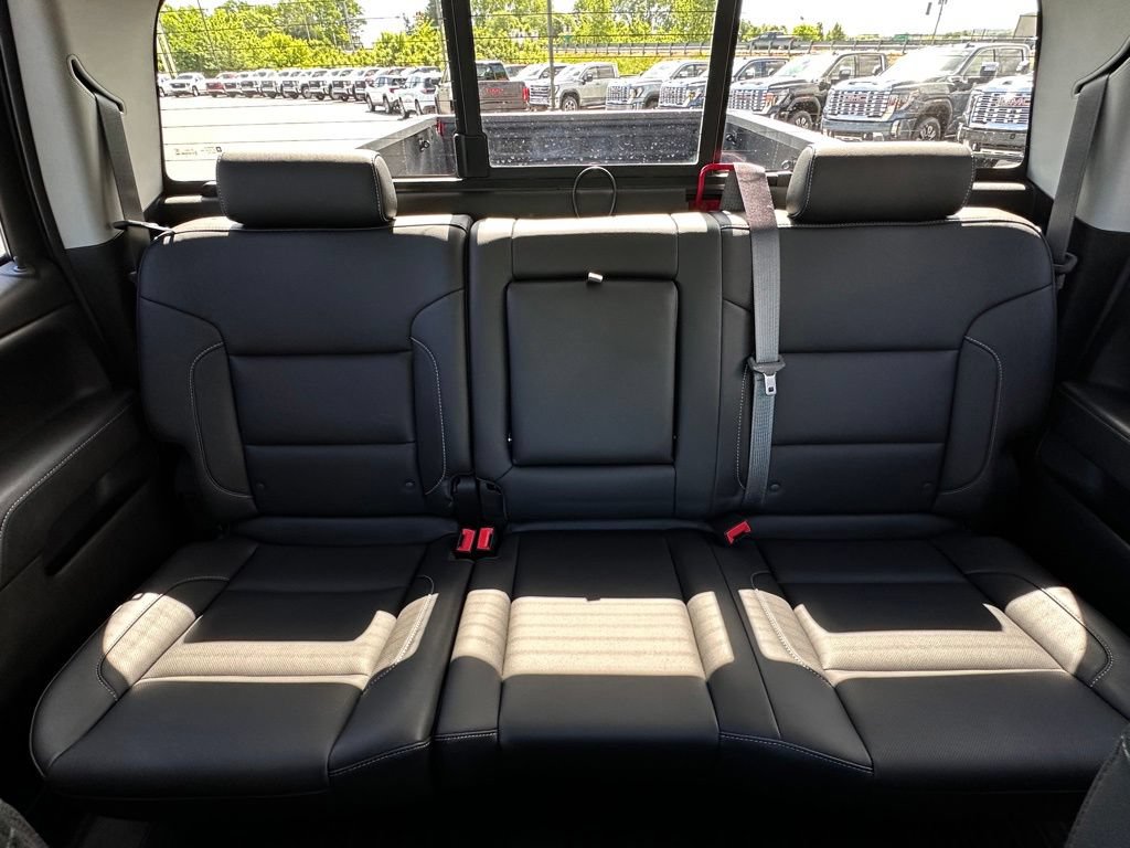 Certified 2017 Chevrolet Silverado 3500 LTZ AWD/4WD image 30