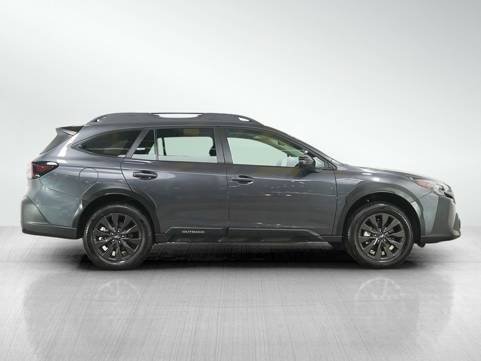 Used 2025 Subaru Outback Onyx Edition image 6