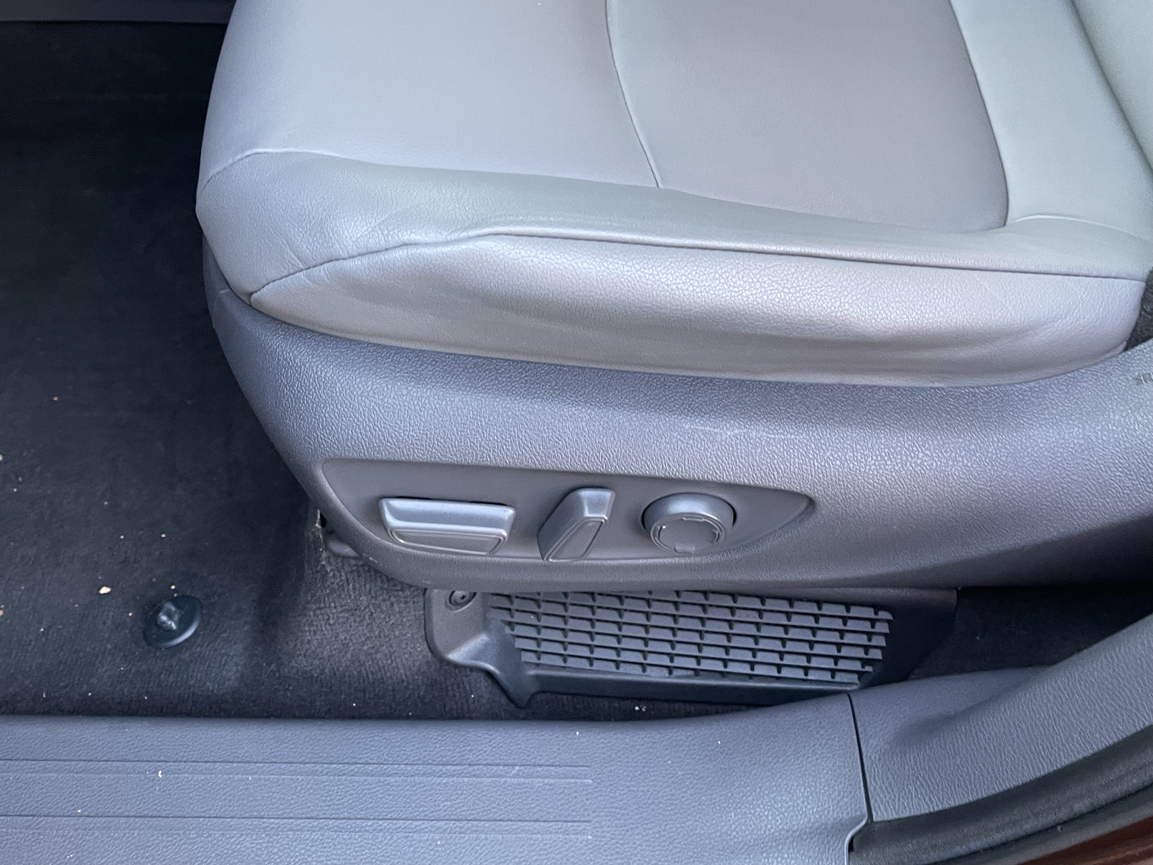 Certified 2021 Toyota Sienna XLE AWD/4WD image 19