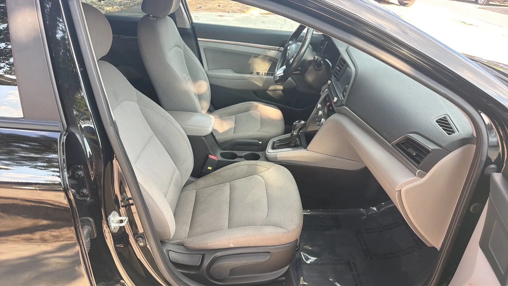 Used 2019 Hyundai Elantra Value Edition FWD image 21