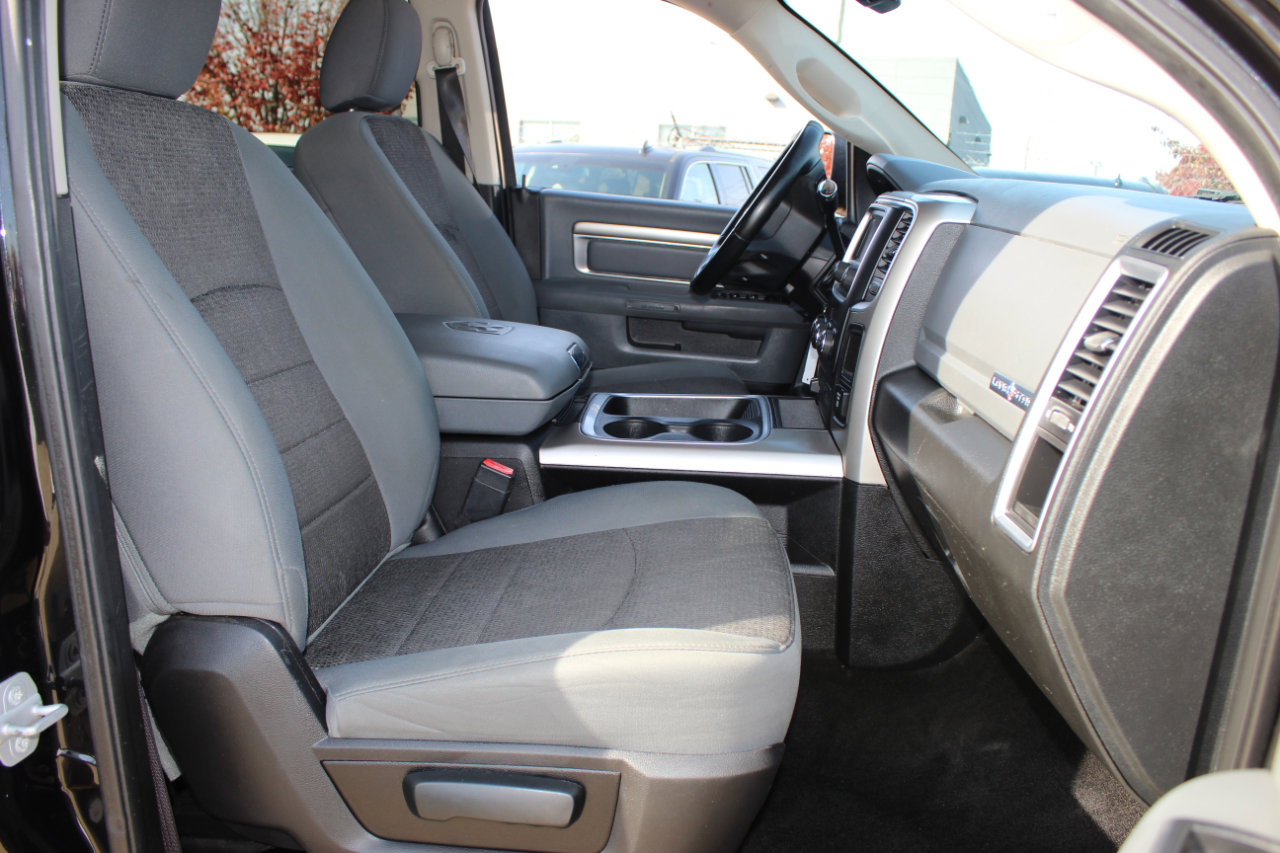 Used 2016 RAM 3500 Lone Star image 20