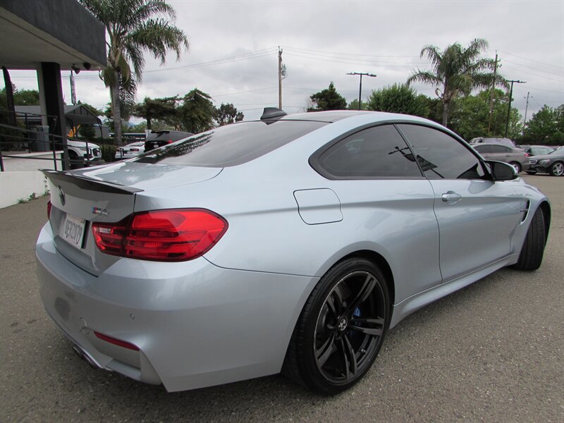Used 2015 BMW M4 Coupe RWD image 7