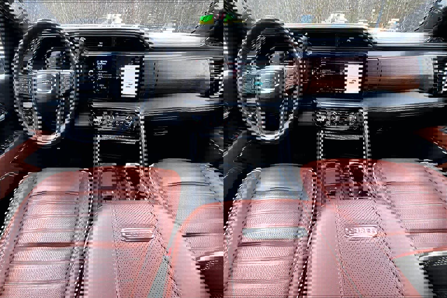 Used 2025 GMC Sierra 2500 Denali Ultimate w/ Max Trailering Package image 16