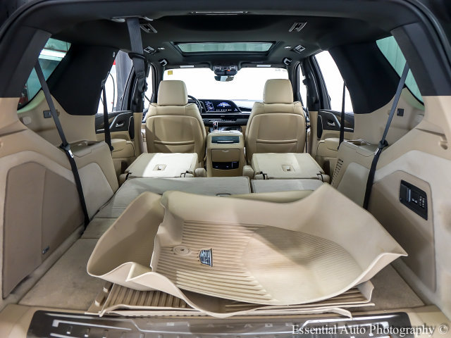 Certified 2022 Cadillac Escalade Premium Luxury w/ LPO, Illumination Package AWD/4WD image 27