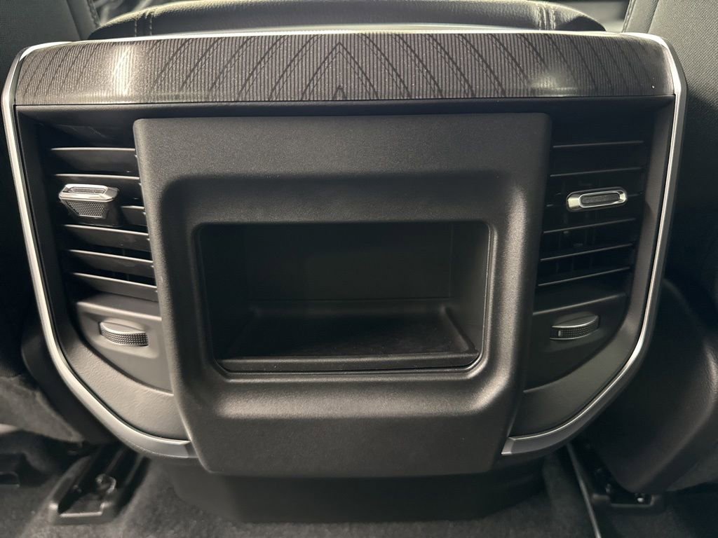 New 2026 RAM 1500 Tradesman AWD/4WD image 12